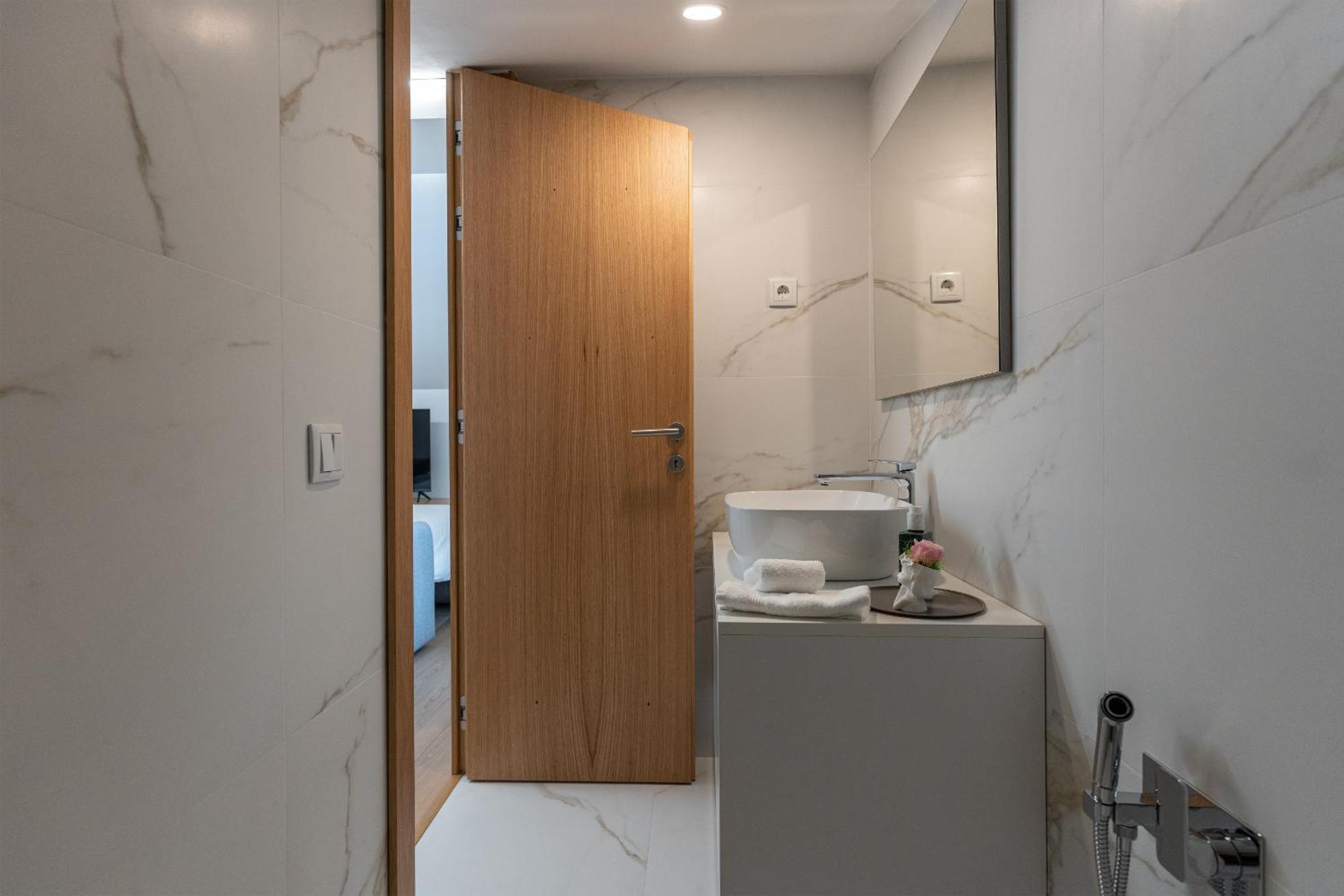Apartment Direita House 131 *